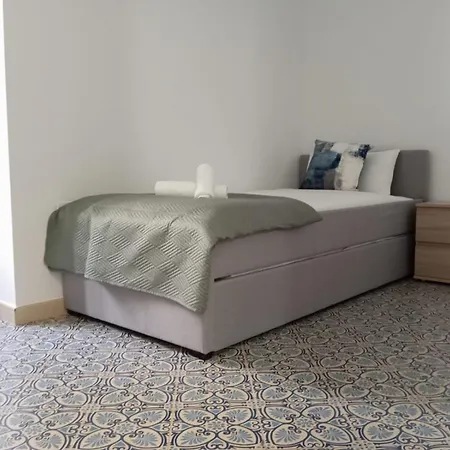 Gardenia סביליה